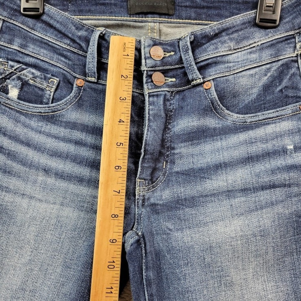 Buckle Women's Skinny Jeans - Blue - Picture 7 of 13